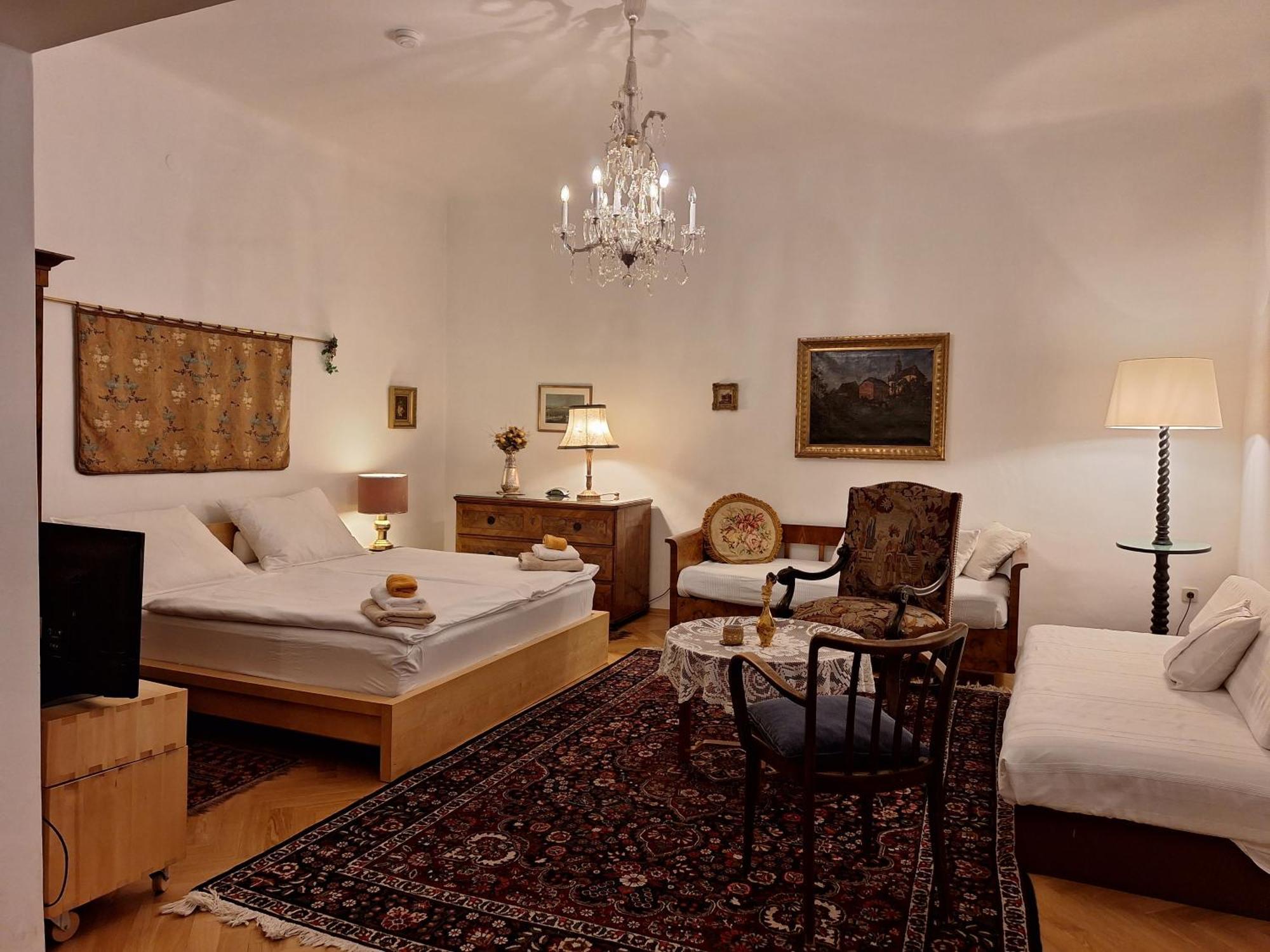 Apartment Altwien Екстер'єр фото